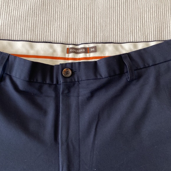 Dockers Pants - Picture 5 of 6